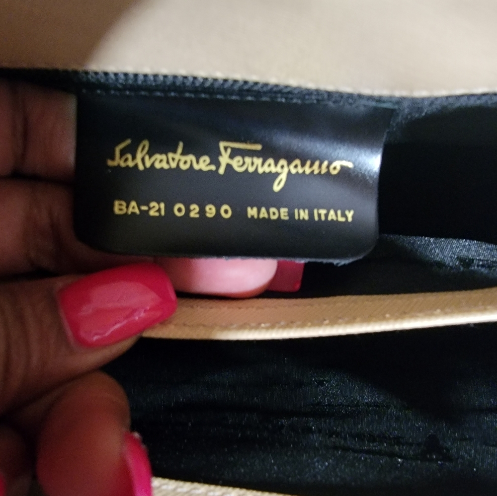 Ferragamo - Picture 8 of 15